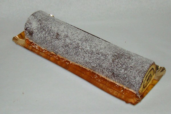 Rolo de chocolate e côco